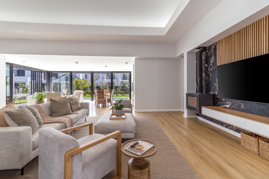 4 Bedroom Property for Sale in Pearl Valley at Val de Vie Western Cape